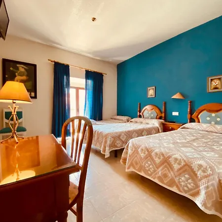 Leon Vendégház Trujillo