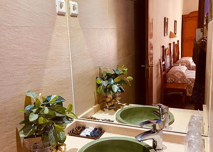 Leon بيت ضيافة