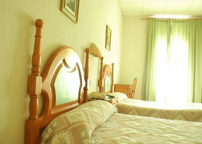 بيت ضيافة Leon 2*